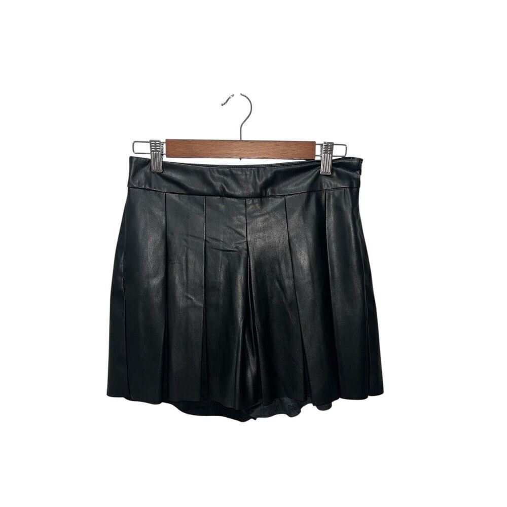 Altar'd State Faux Leather Pleated Mini Skort Size Medium Black NWT